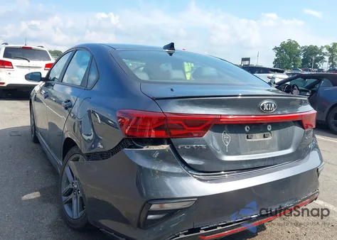 2021 Kia Forte Gt-Line z USA, uszkodzony, nr VIN 3KPF34AD4ME280920
